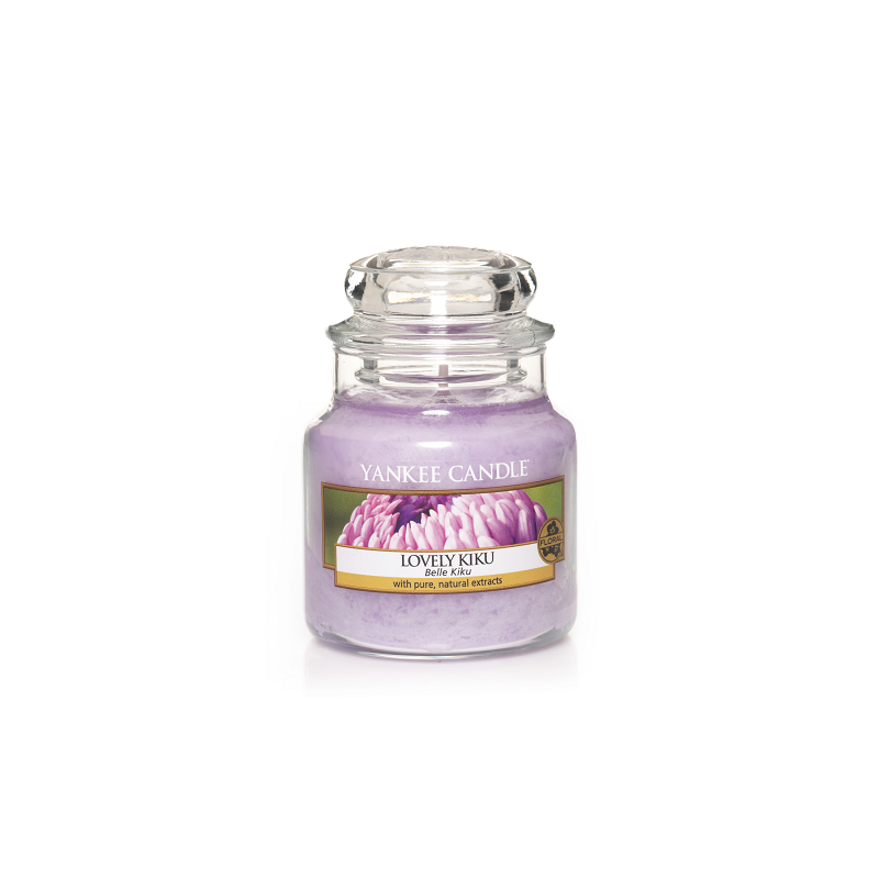 Belle Kiku (Lovely Kiku) - bougies cadeaux soins du corps