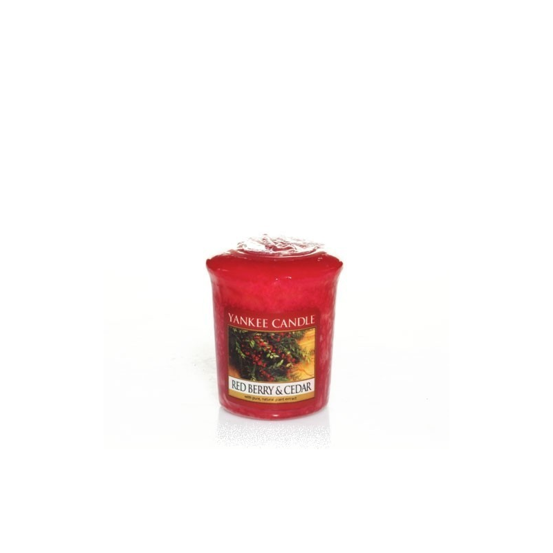 Baie Rougue et Cêdre (Red Berry and Cedar) - bougies cadeaux soins ...
